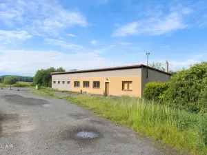 Prodej komerční nemovitosti, Krnov - Krásné Loučky, Krásné Loučky, 200 m2