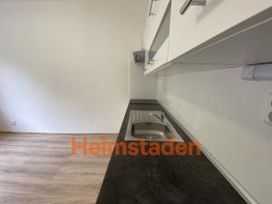 Pronájem bytu 1+kk, Havířov - Město, Rossenbergových, 18 m2