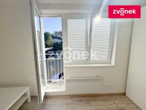 Pronájem bytu 1+kk, Zlín - Malenovice, Švermova, 28 m2