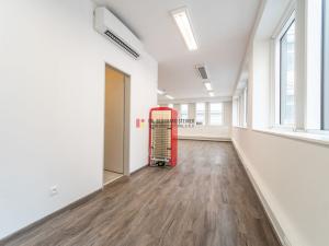 Pronájem kanceláře, Praha - Nové Město, Bolzanova, 136 m2