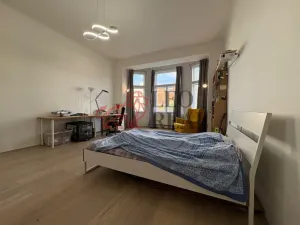 Pronájem bytu 1+kk, Praha - Vršovice, 28. pluku, 43 m2