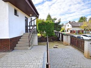 Prodej rodinného domu, Praha - Horní Měcholupy, Lochotínská, 250 m2