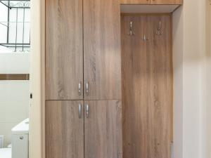 Pronájem bytu 2+kk, Praha - Smíchov, Stroupežnického, 32 m2