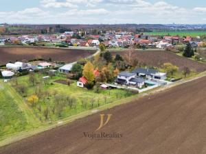 Prodej pozemku pro bydlení, Kožušany-Tážaly, 843 m2