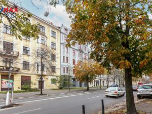 Prodej bytu 2+kk, Praha - Bubeneč, Korunovační, 56 m2
