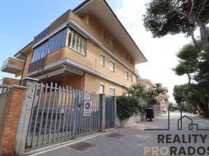 Prodej bytu 2+1, Via Arrigo Rossi, 64028 Silvi TE, Itálie, 43 m2