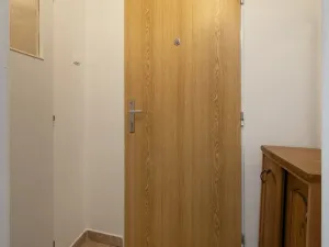 Pronájem bytu 2+kk, Praha - Libeň, Nad Kolčavkou, 39 m2