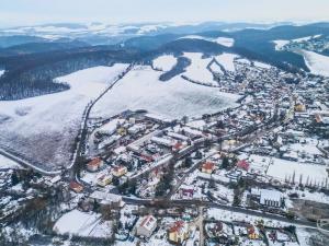 Prodej zemědělské usedlosti, Mořina, 1000 m2