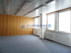 Pronájem kanceláře, Havlíčkův Brod, Havlíčkovo náměstí, 1200 m2