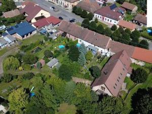 Prodej rodinného domu, Choltice, nám.Sv.Trojice, 174 m2