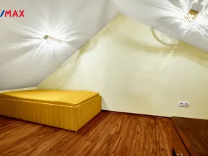 Prodej bytu 4+kk, Karlovy Vary, Zahradní, 141 m2