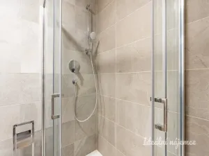 Pronájem bytu 2+kk, Praha - Štěrboholy, K učilišti, 62 m2