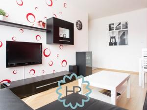 Pronájem bytu 2+kk, Praha - Michle, Hodonínská, 42 m2