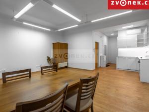 Pronájem bytu 2+kk, Zlín, Dlouhá, 50 m2