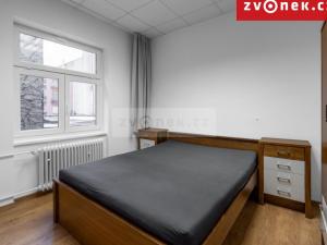 Pronájem bytu 2+kk, Zlín, Dlouhá, 50 m2