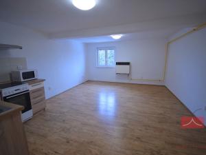 Pronájem bytu 1+kk, Humpolec, Jana Zábrany, 31 m2