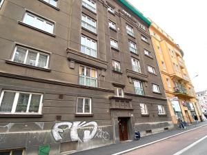 Prodej bytu 3+1, Karlovy Vary, Varšavská, 91 m2