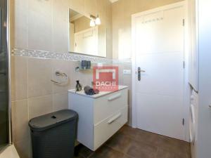 Prodej komerční nemovitosti, Adeje,Španělsko, 88 m2