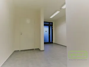 Pronájem kanceláře, Praha - Černý Most, Kpt. Stránského, 100 m2