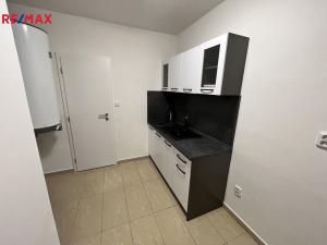 Pronájem obchodního prostoru, Pelhřimov, Pražská, 96 m2