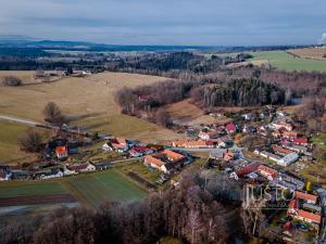 Prodej pozemku pro bydlení, Komařice, 5707 m2