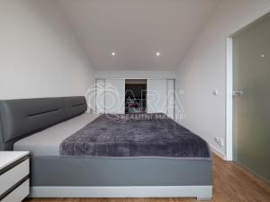 Prodej bytu 4+kk, Hostivice, B. Němcové, 82 m2