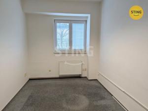 Pronájem kanceláře, Šenov u Nového Jičína, Suvorovova, 316 m2