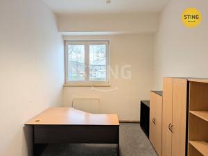 Pronájem kanceláře, Šenov u Nového Jičína, Suvorovova, 316 m2