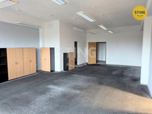 Pronájem kanceláře, Šenov u Nového Jičína, Suvorovova, 316 m2