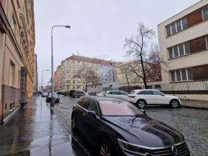 Pronájem bytu 1+kk, Praha - Vinohrady, Slezská, 43 m2