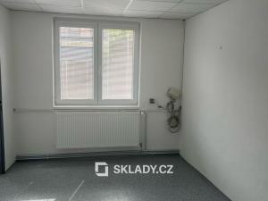 Pronájem skladu, Pelhřimov, 3600 m2