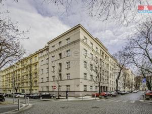 Prodej bytu 2+1, Praha, Národní obrany, 78 m2