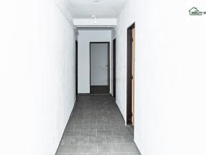 Pronájem bytu 2+1, Cheb, Evropská, 77 m2
