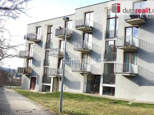 Pronájem obchodního prostoru, Týnec nad Sázavou - Brodce, Na Kněžině, 62 m2