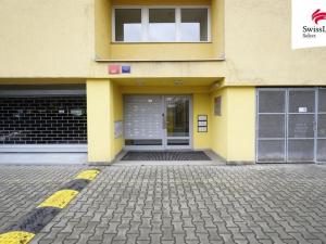 Pronájem bytu 2+kk, Praha - Vysočany, Na Harfě, 109 m2