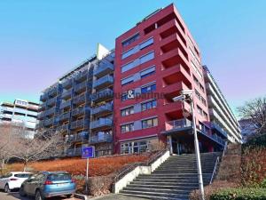 Pronájem bytu 3+kk, Praha - Vysočany, Paříkova, 70 m2