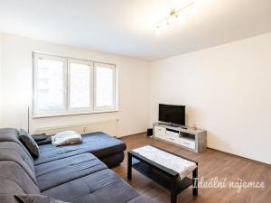 Pronájem bytu 2+kk, Praha - Záběhlice, Velenovského, 53 m2