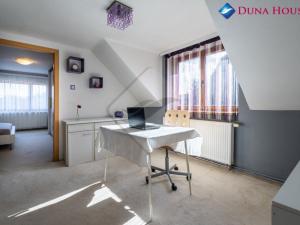 Prodej rodinného domu, Kozojedy, Českobrodská, 291 m2