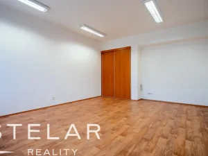 Pronájem kanceláře, Krnov - Pod Bezručovým vrchem, Revoluční, 328 m2