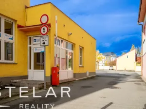 Pronájem kanceláře, Krnov - Pod Bezručovým vrchem, Revoluční, 328 m2