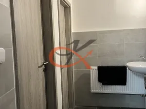 Pronájem kanceláře, Valašské Meziříčí, Náměstí, 62 m2