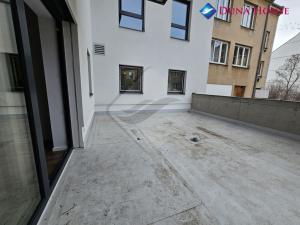 Prodej bytu 2+kk, Praha - Vysočany, Spojovací, 54 m2