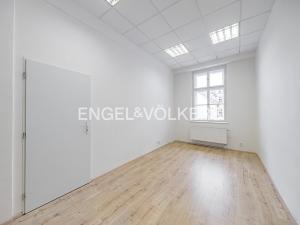 Pronájem kanceláře, Praha - Smíchov, Viktora Huga, 43 m2