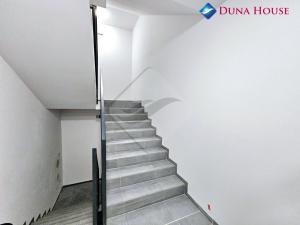 Prodej bytu 3+kk, Praha - Vysočany, Spojovací, 87 m2