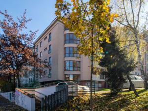Pronájem bytu 2+kk, Praha - Břevnov, Patočkova, 60 m2