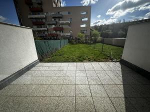 Prodej bytu 1+kk, Praha - Horní Měcholupy, Modenská, 54 m2