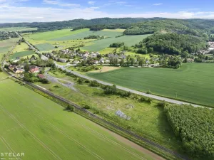 Prodej komerčního pozemku, Krnov, 15670 m2