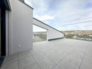 Pronájem bytu 4+kk, Praha - Vysočany, Pod Harfou, 120 m2