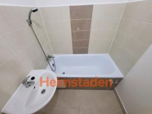 Pronájem bytu 2+1, Karviná - Nové Město, Janského, 53 m2