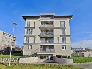 Prodej garáže, Pardubice - Ohrazenice, U Sportovní školy, 14 m2